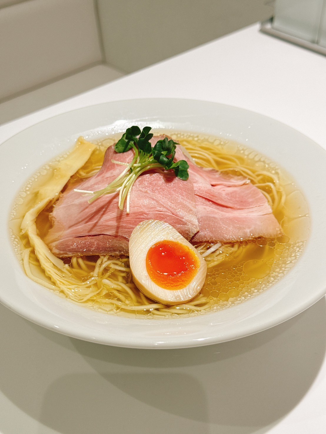 配属店舗にて、接客や調理、運営など幅広い業務をお任せします。未経験の方も大歓迎!