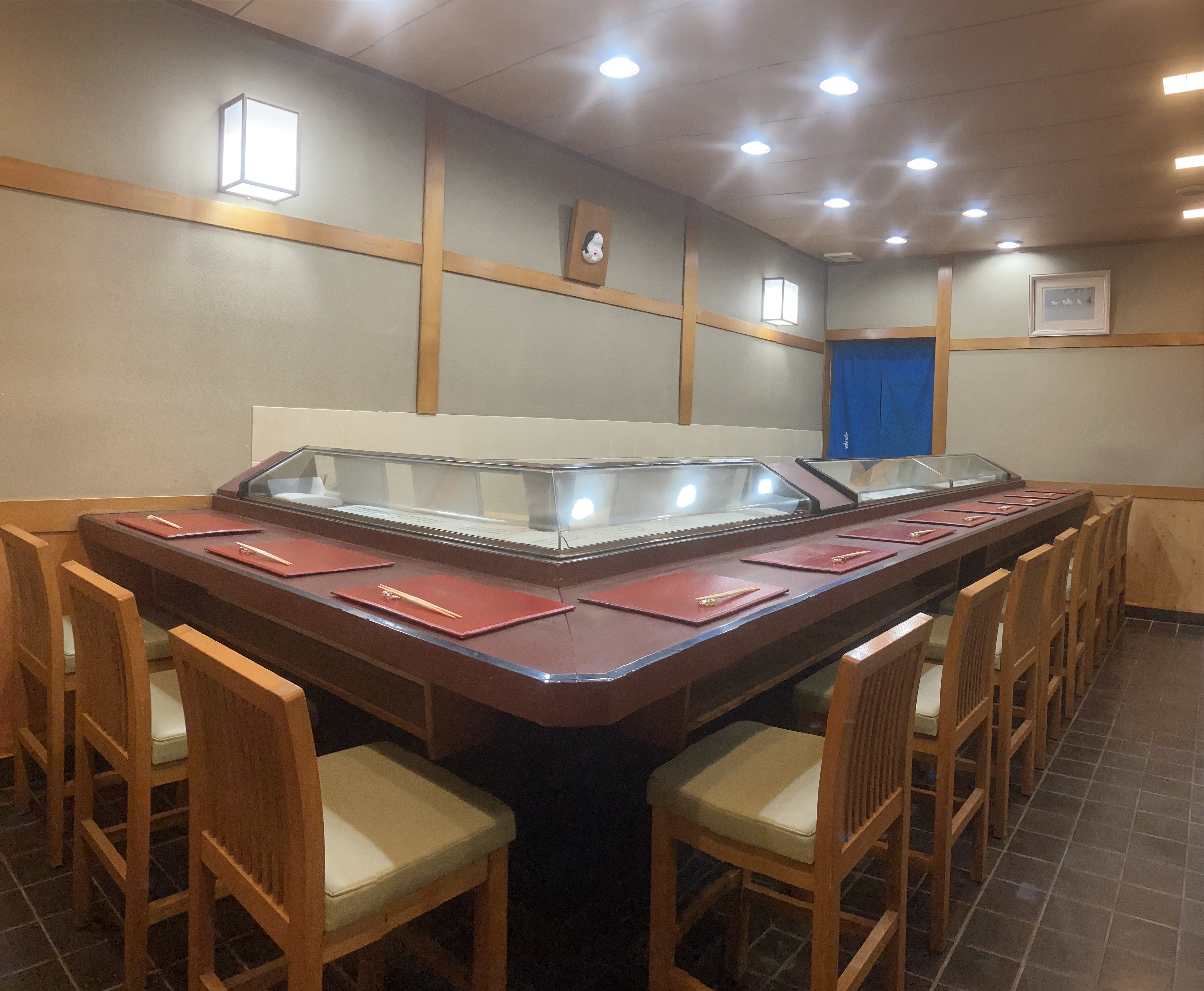 伝統を継ぎ、次の一手をつくる。マネジメントにも挑戦できる環境です。