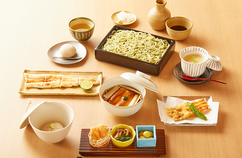 一品メニューからコース料理まで取り揃えています。