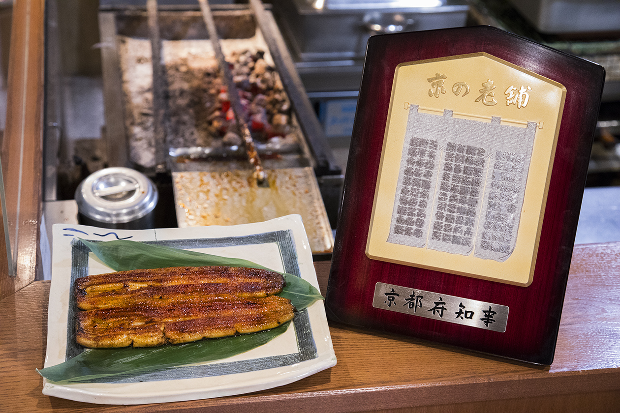 伝統を守るだけでなく、現場の工夫も歓迎される環境です。