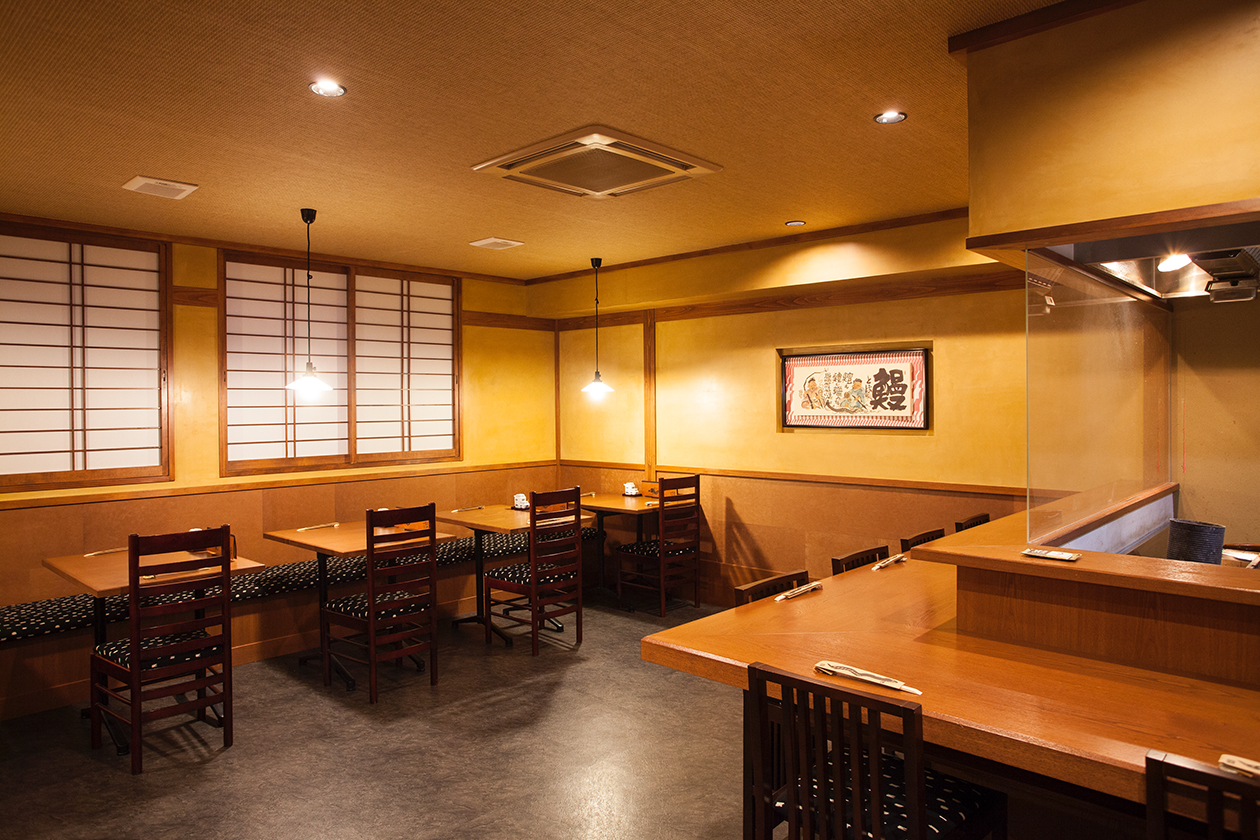 チームで支え合う和やかな空気感。ベテランも若手も活躍中。