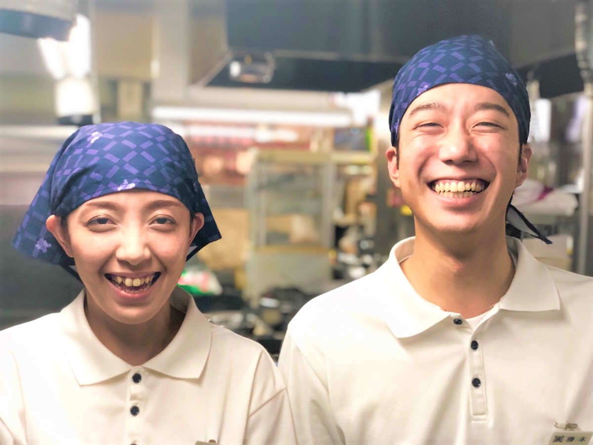 ソウルフードを未来へ。資さんうどんで、あなたのキャリアを熱くスタート！