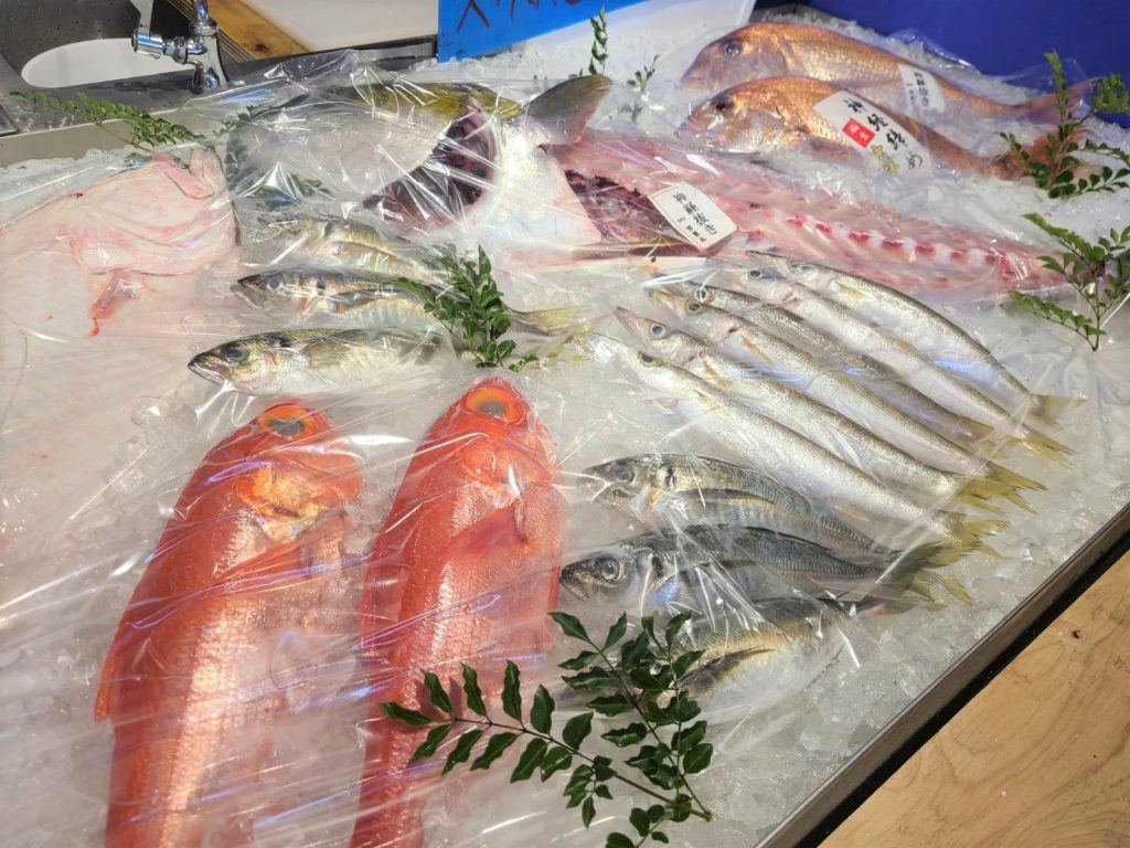 玄界灘から届く新鮮な魚が自慢。