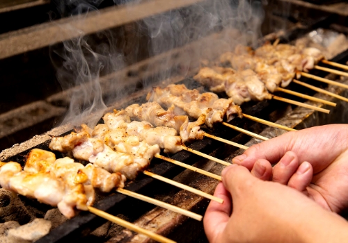 炭火焼きの遠赤外線によるジューシーでふっくらとした美味しさが強み◎食材にもこだわっています