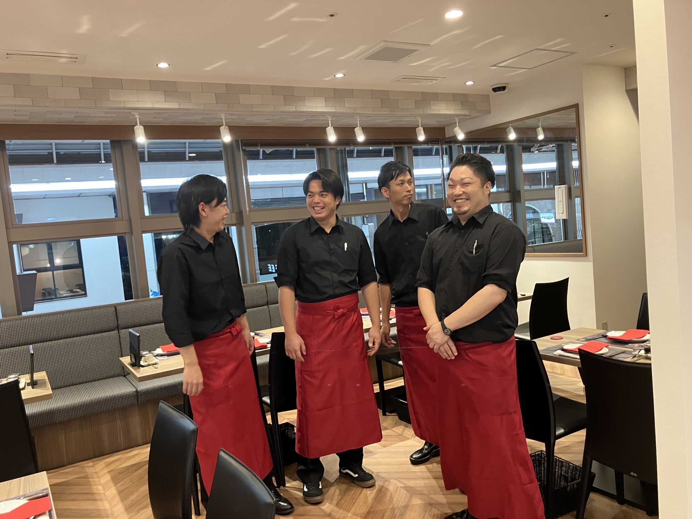 店長からマネージャー、事業部長へ成長可能!経営知識やノウハウもしっかり学べます!