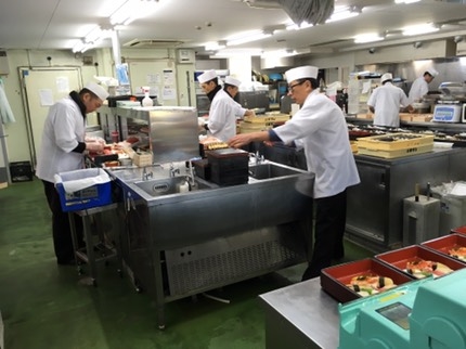 慶事や法事など、宅配でも「特別な料理」に携われるやりがいを!