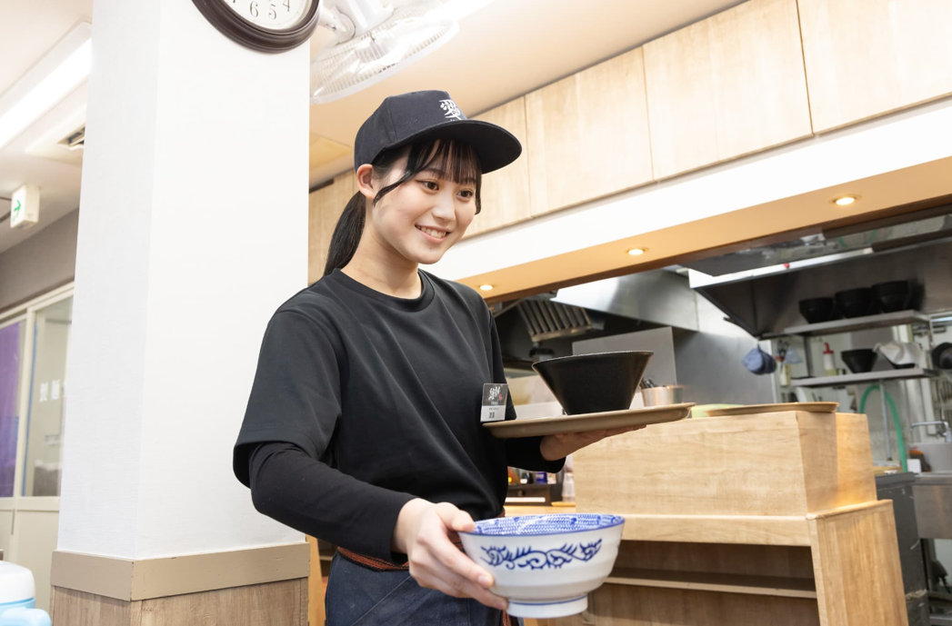ラーメンが初めてという方も、先輩がしっかり教えます◎