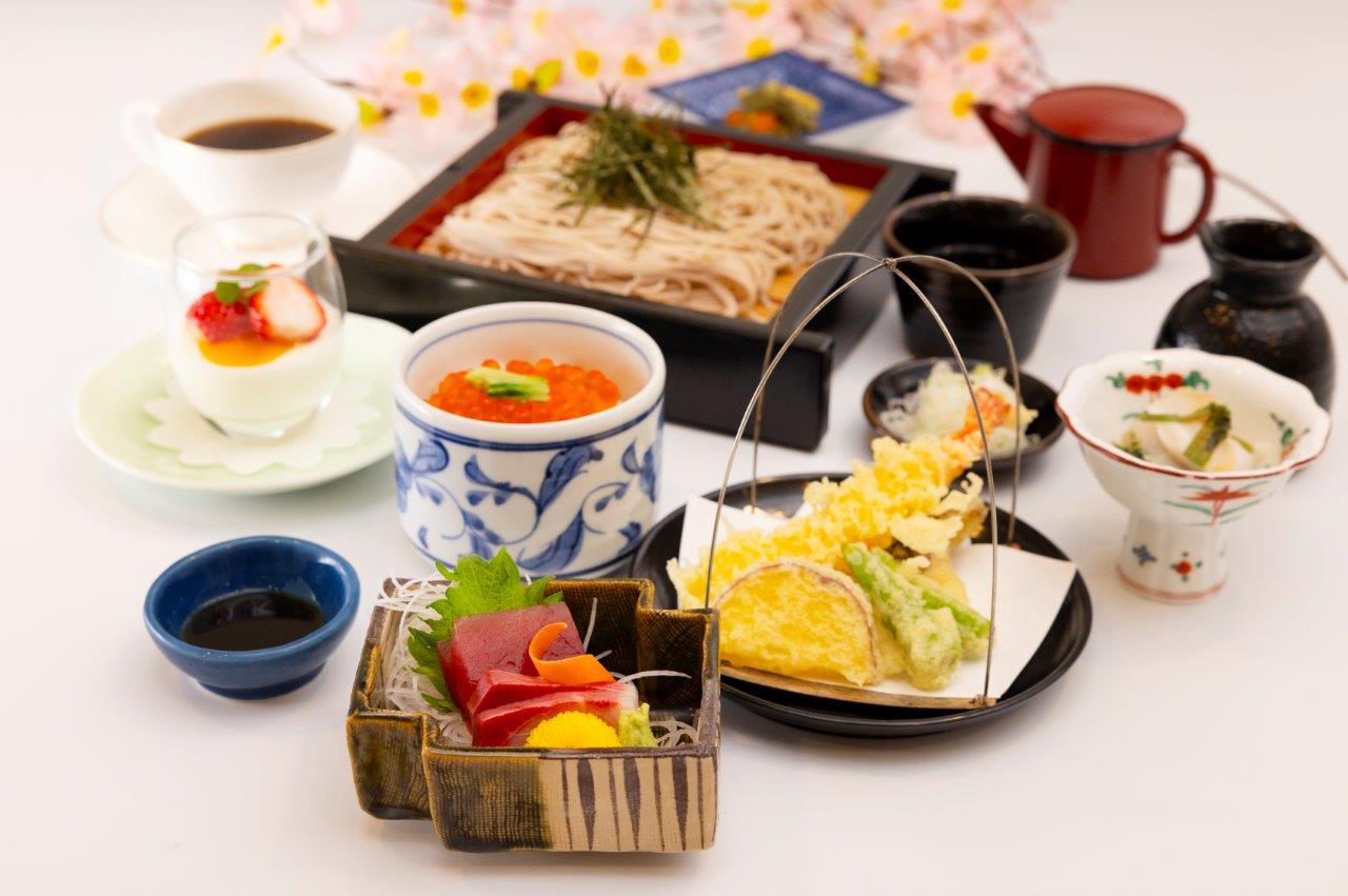 従業員食堂1食200円/自社施設優待ありなど福利厚生も充実。