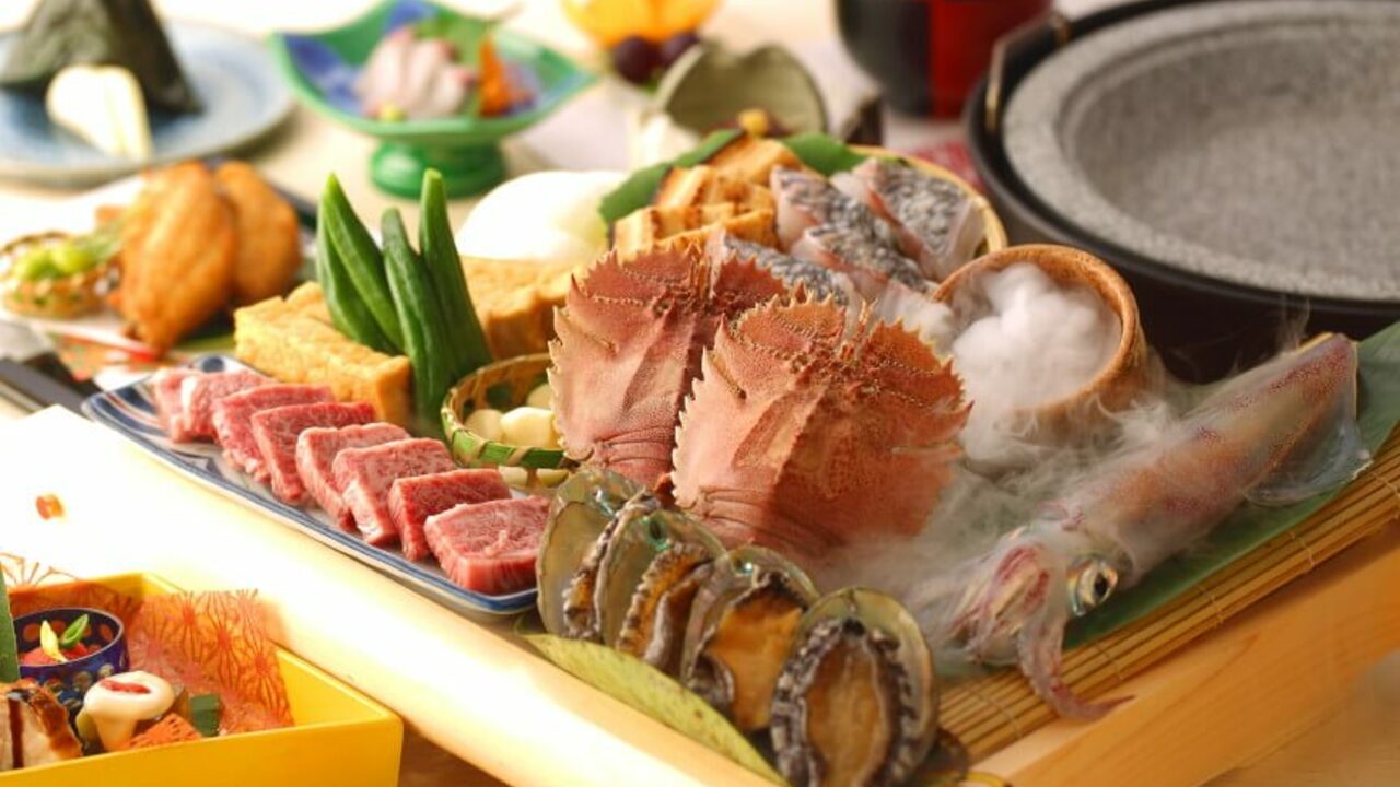 経験不問!「博多石焼 大阪屋」で、あなたらしい働き方を見つけませんか?70代まで活躍中!