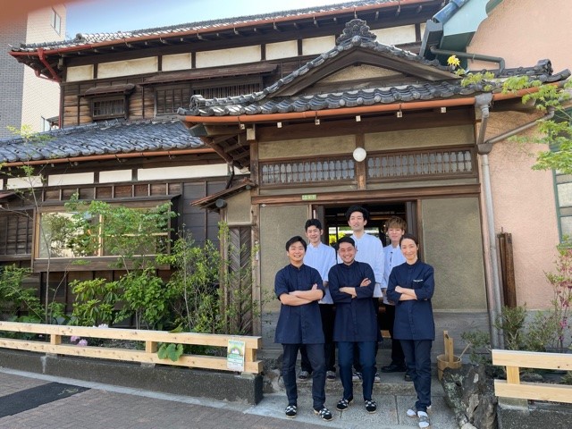新しいスタイルを追求！和食を中心に多彩な料理を楽しむ調理スタッフ募集します。