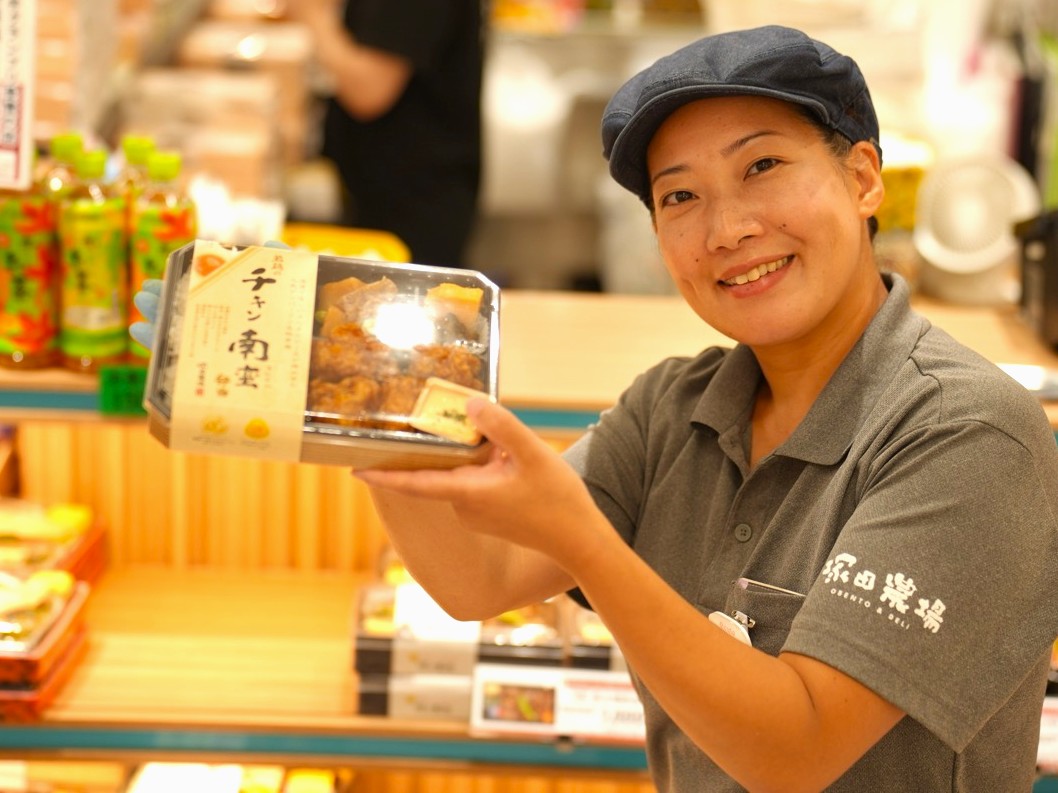 深夜勤務で月給30万円〜！効率的に稼ぎ、年間2回の昇給で収入UPも。