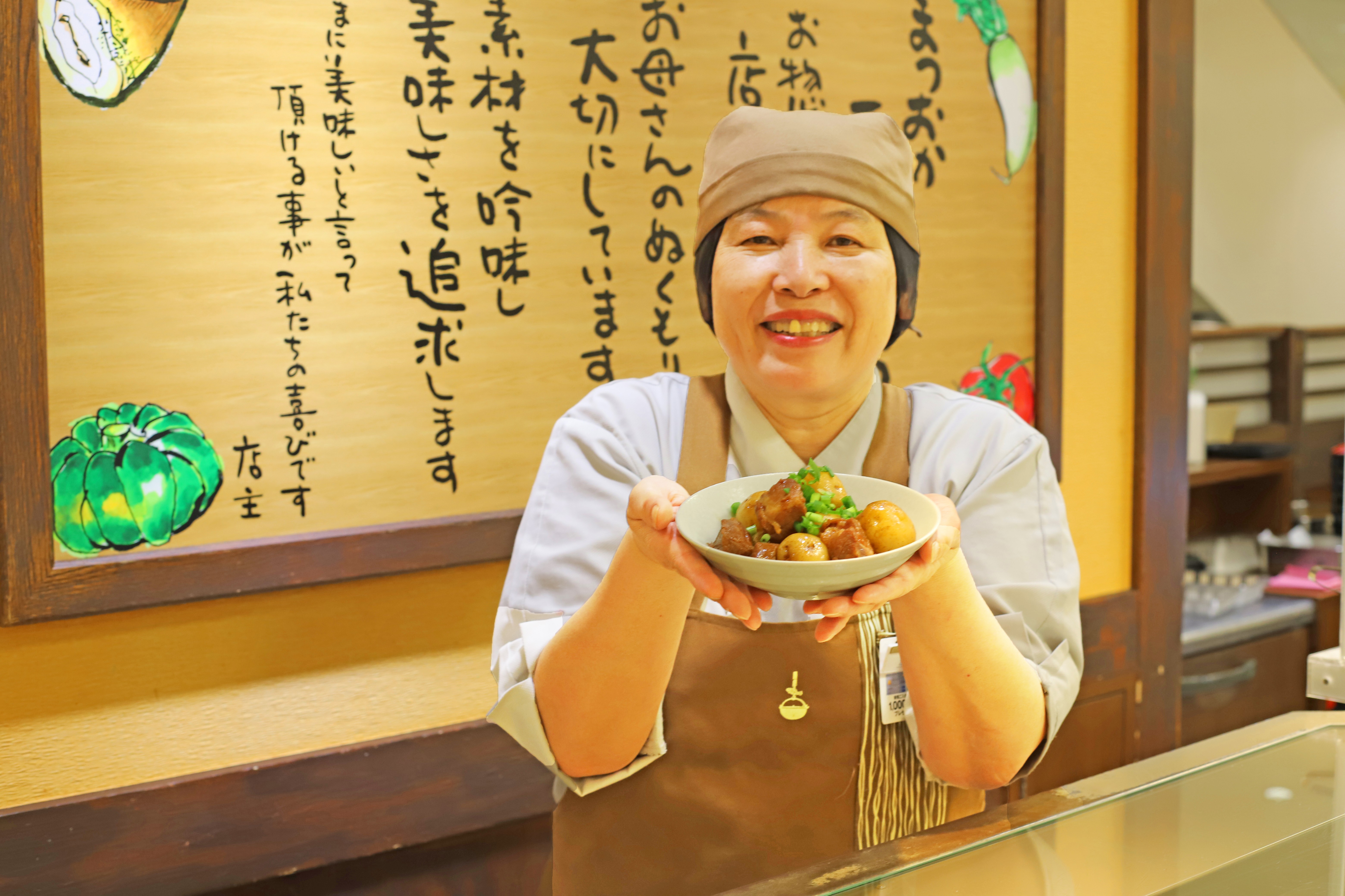 百貨店・駅ビルを中心に全国展開。清潔感ある売場で安心を届けています。