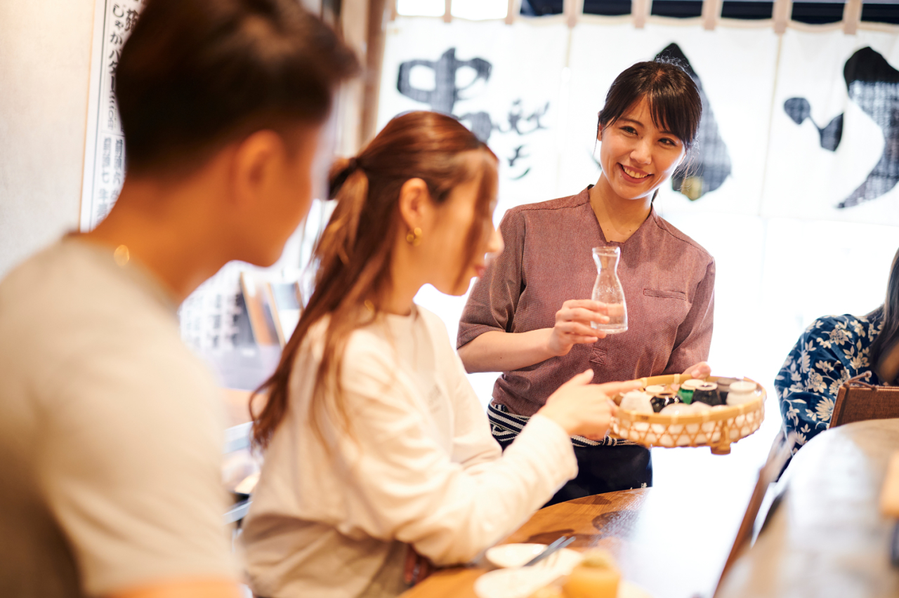 ホール・キッチン経験者大歓迎！！　出店をしているからこそキャリア形成は∞