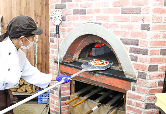「ここでしか食べられない」を目指して。お客様の特別な思い出を彩る料理を一緒に作りませんか。