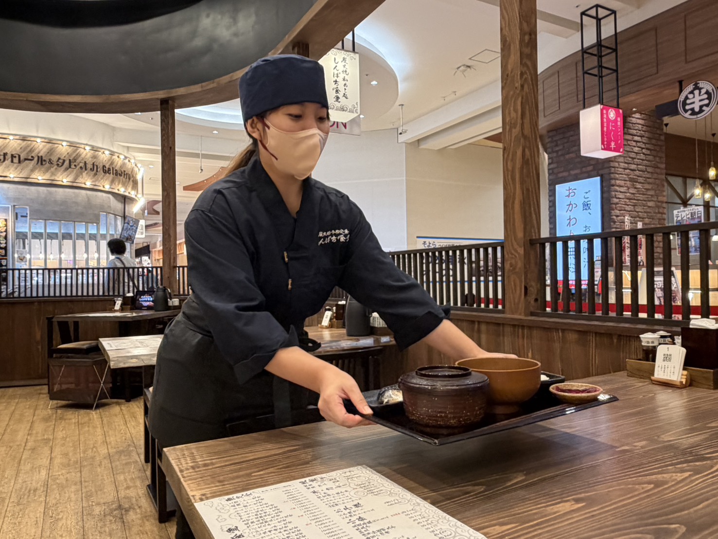 約100店舗から300店舗体制へ。全国への出店が加速する今、新たなポストも続々と生まれます。