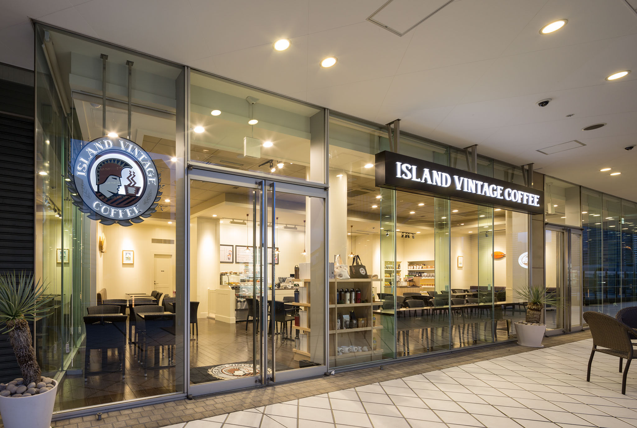 年齢や社歴に関係なく、実績と意欲を正当に評価。キャリアアップのチャンスも豊富です