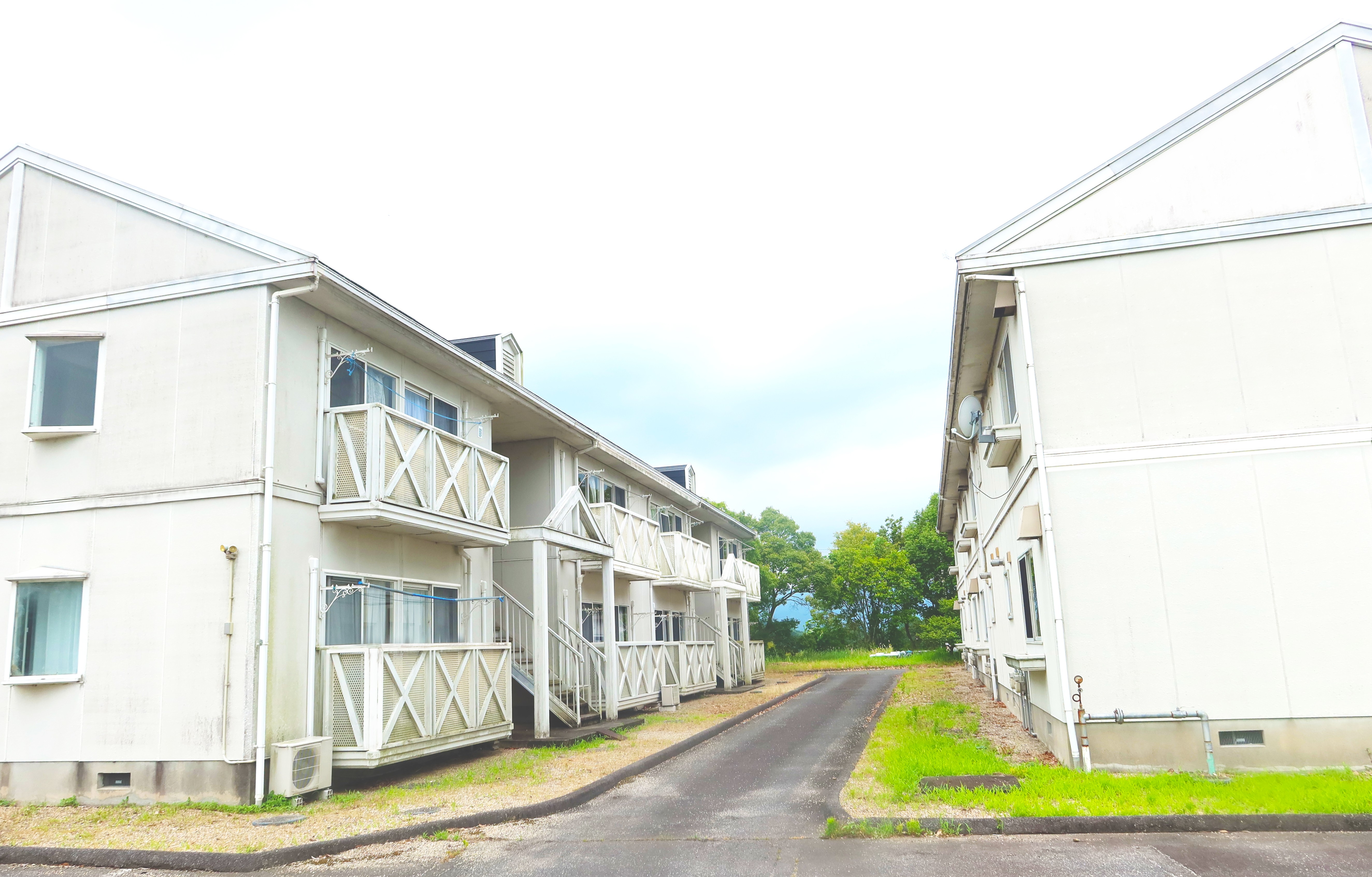職場から徒歩5分!家具・家電付きの広々2DK社宅を完備◎