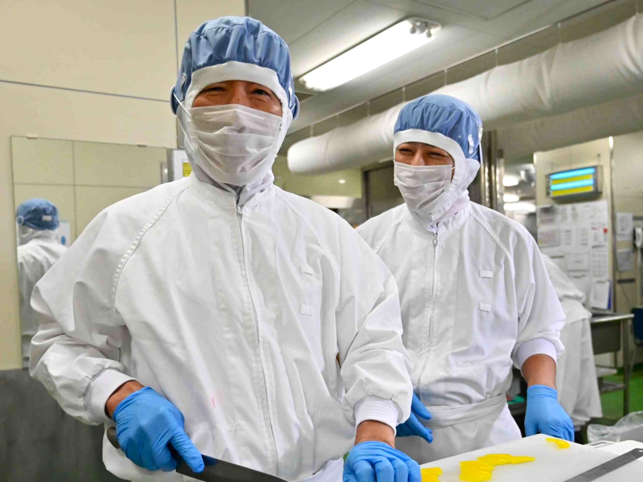 ANAグループの一員として機内食の調理や搭載業務などを展開