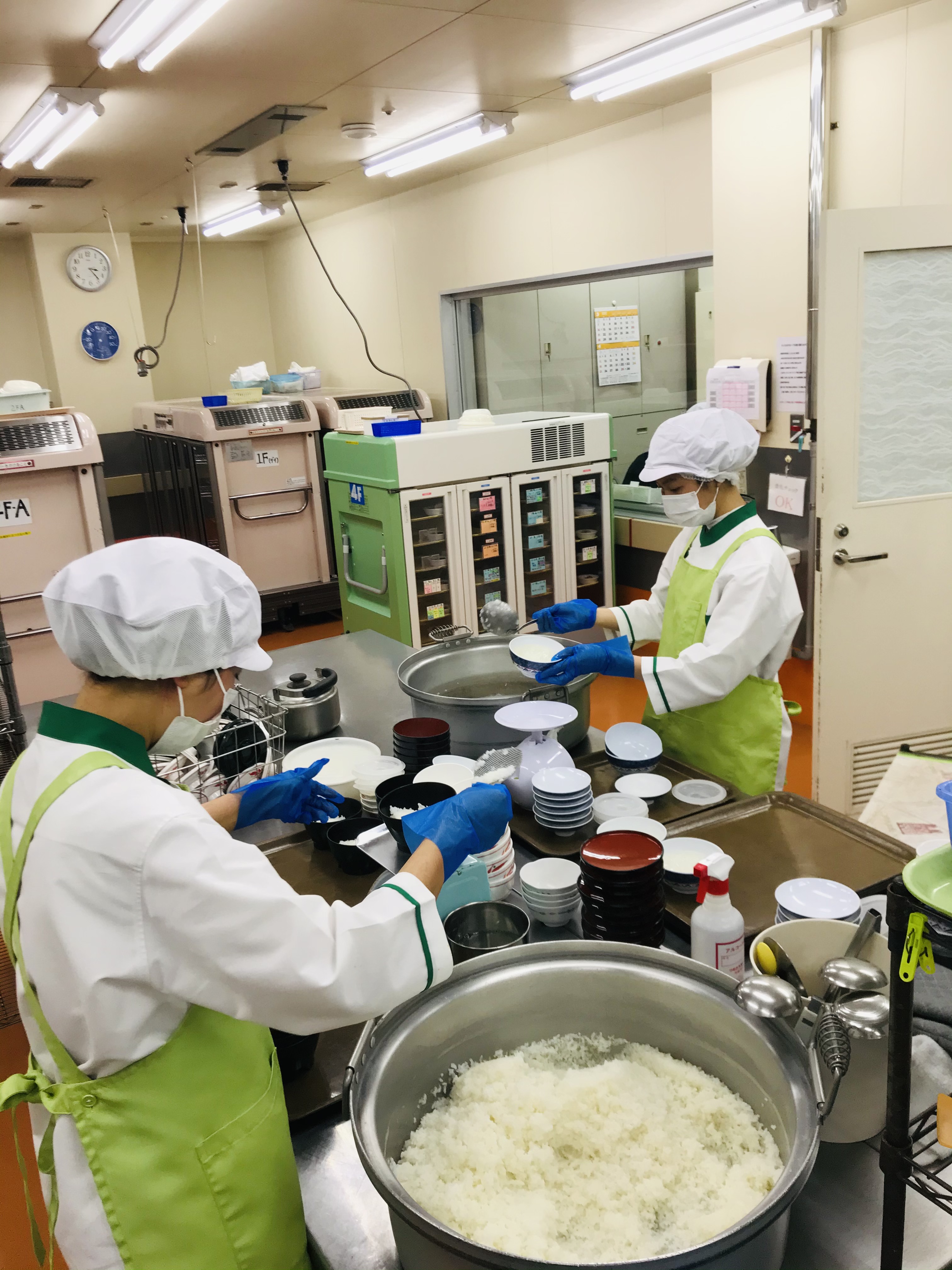 茨城・新潟・福岡・宮崎の医療・福祉施設で、調理スタッフ募集!安定基盤で長く働ける環境です。