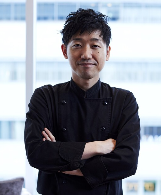 本場フィレンツェで修業を重ねた本村料理長のもとで大きく成長できます。