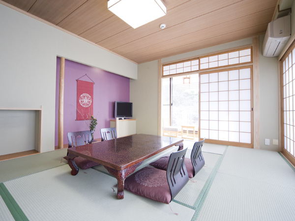 古都奈良の美しい景色を望む上質なお宿で、五感に響くおもてなしの料理を創り上げましょう。