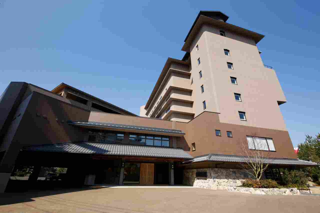 西日本の各地で17のホテルを展開するホテルニューアワジグループの安定性も魅力です