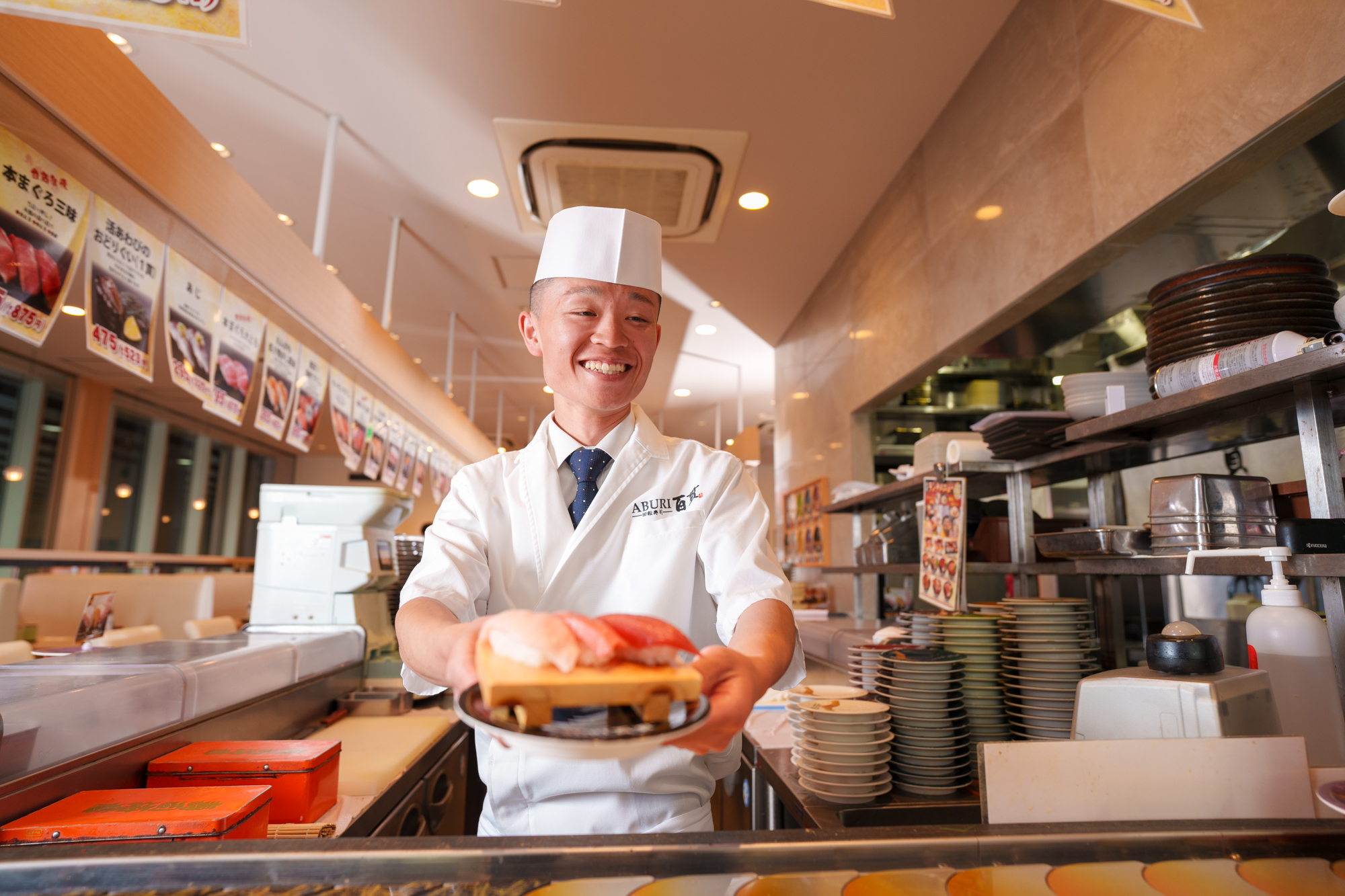 3年あれば魚のさばき方をはじめとした調理技術が確実に身につきます