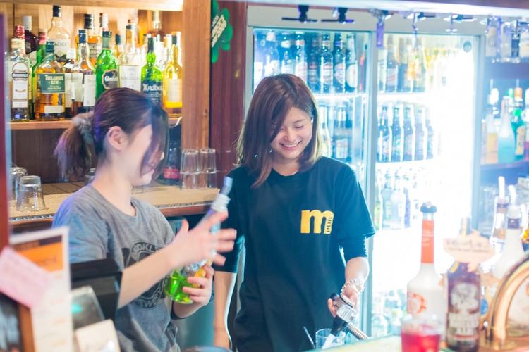 《個性を解き放つ！》髪型・髪色・ピアス自由。あなたらしいスタイルで輝けます。