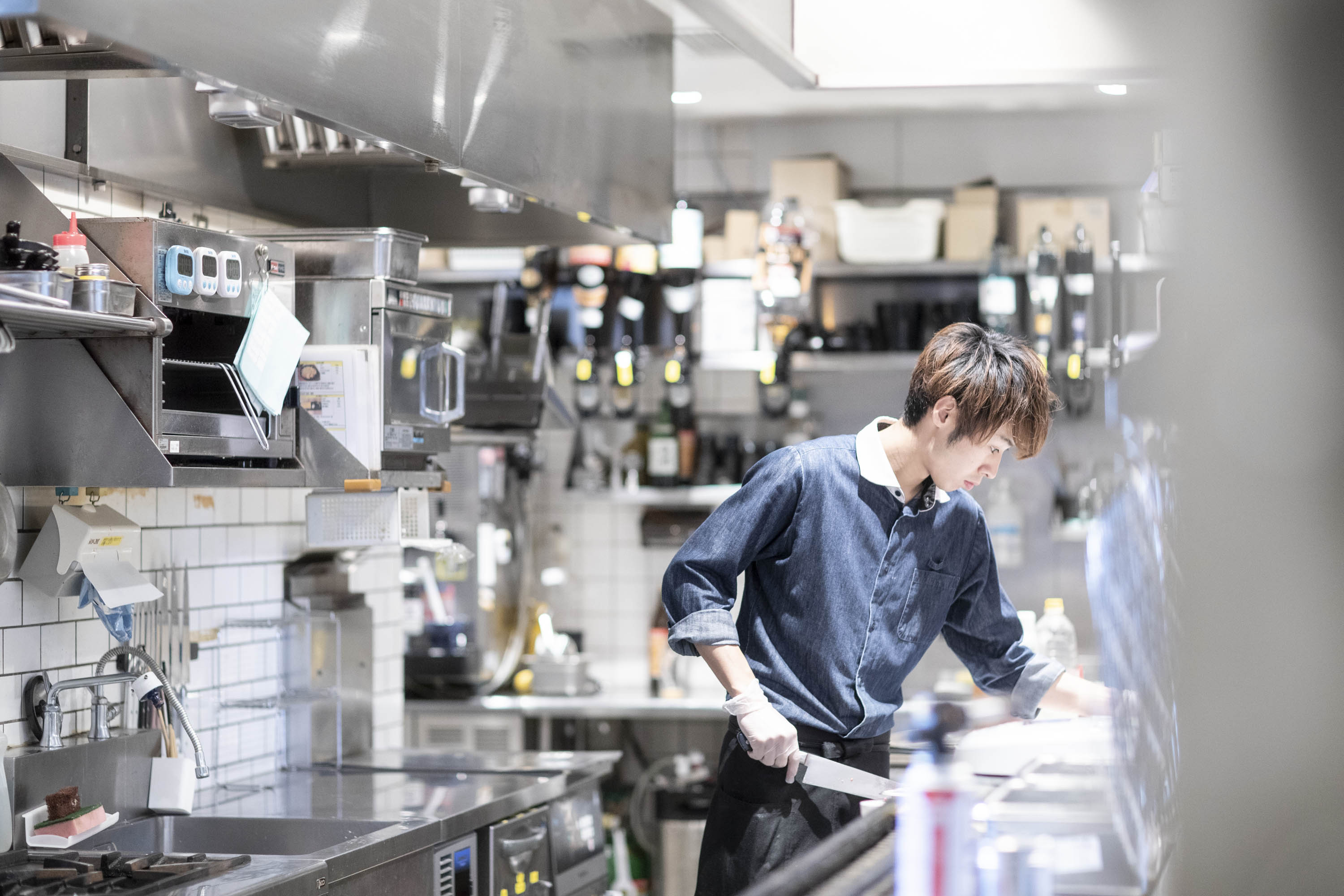 経験が活きる現場。オペレーション改善や育成提案も歓迎!社員2〜3名を配置し、無理なく働ける安心の体制