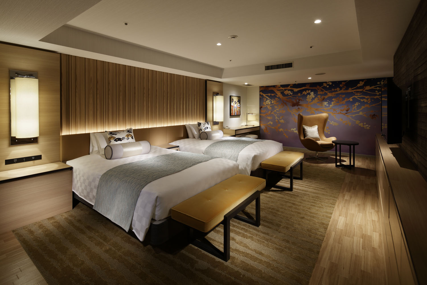 多岐にわたる業務を通じて、ビジネスマナーや綺麗な所作を身につけることができます。