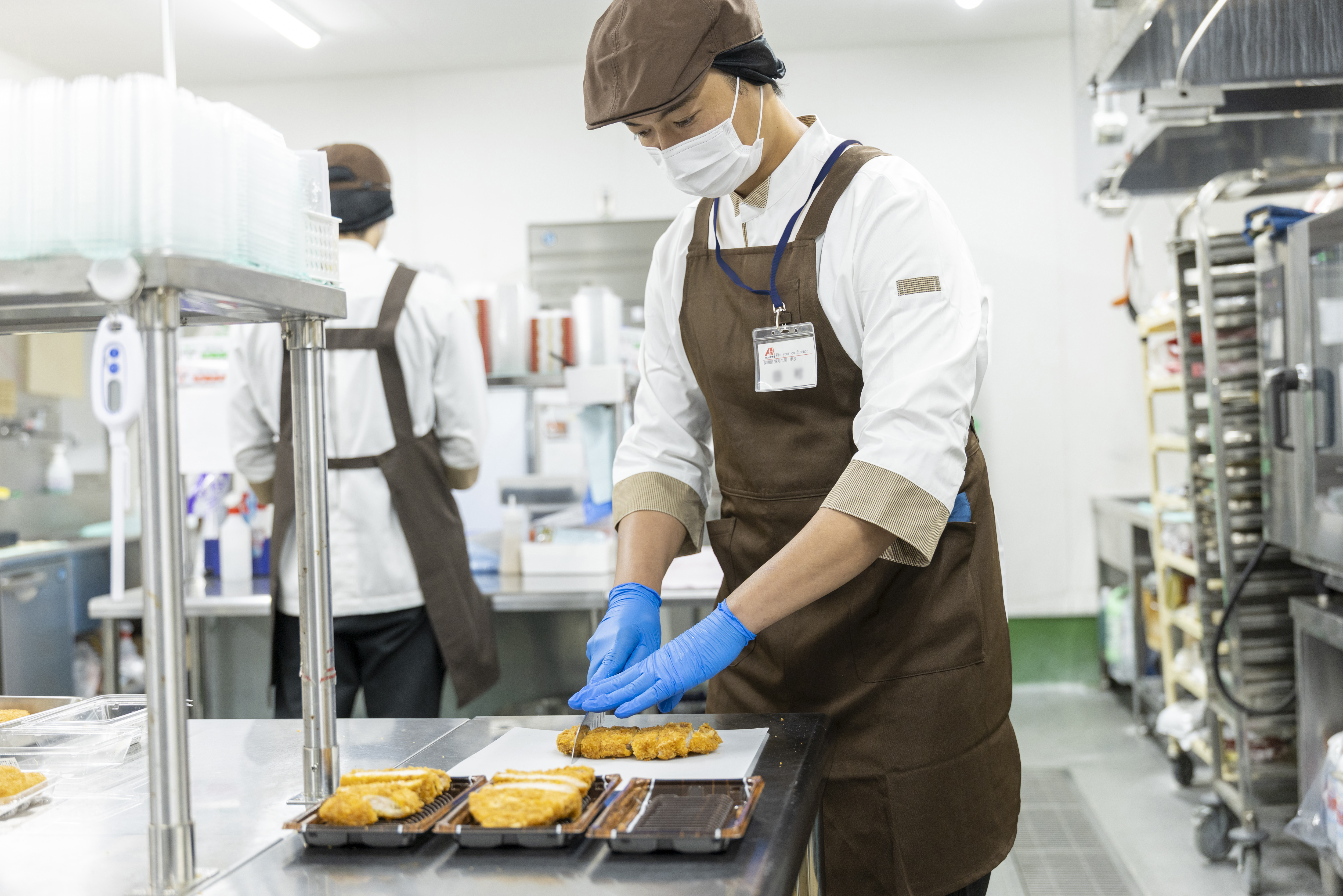 チームワークを大切にしています。みんなで協力しながら、お客様に喜んでいただける商品を作っています。