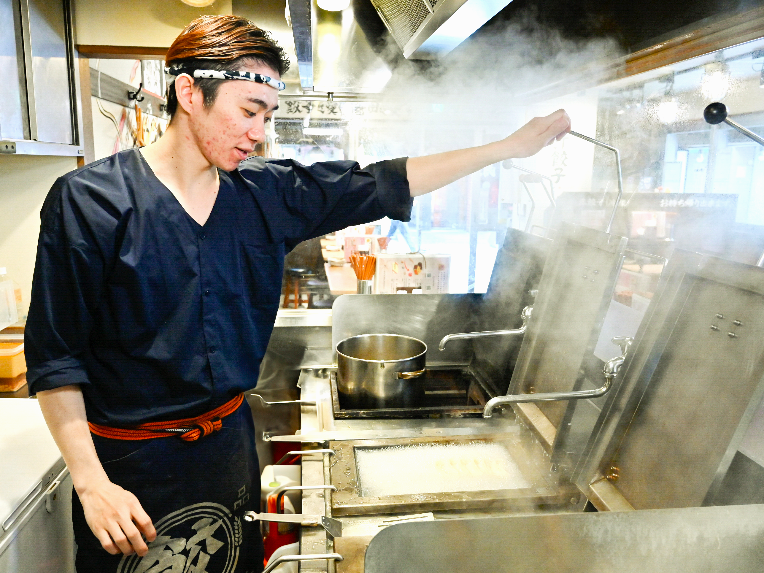 豊富なマネジメント経験を正当に評価。マネージャーになれば月給49.8万円以上も可能です。