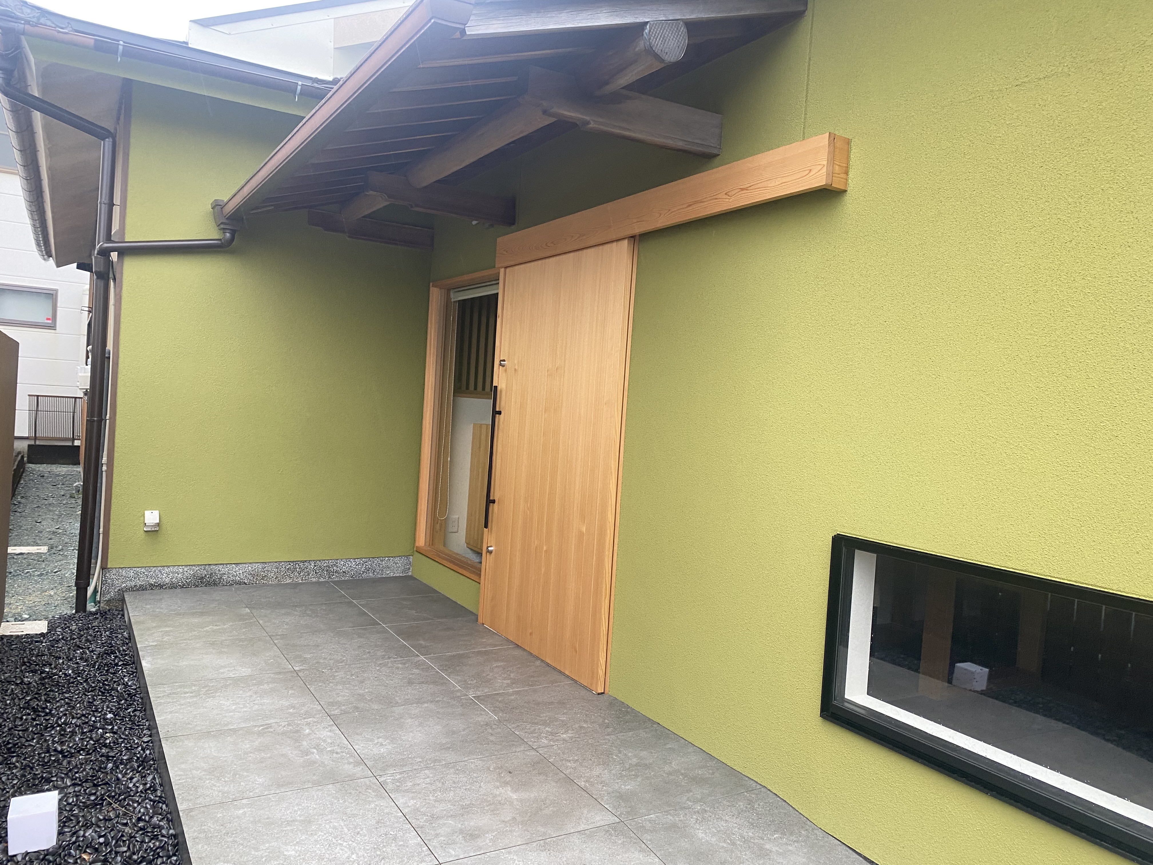 月給40万円～、賞与あり。 経験を活かしメニュー開発や提案にも携われる裁量あるポジションです。