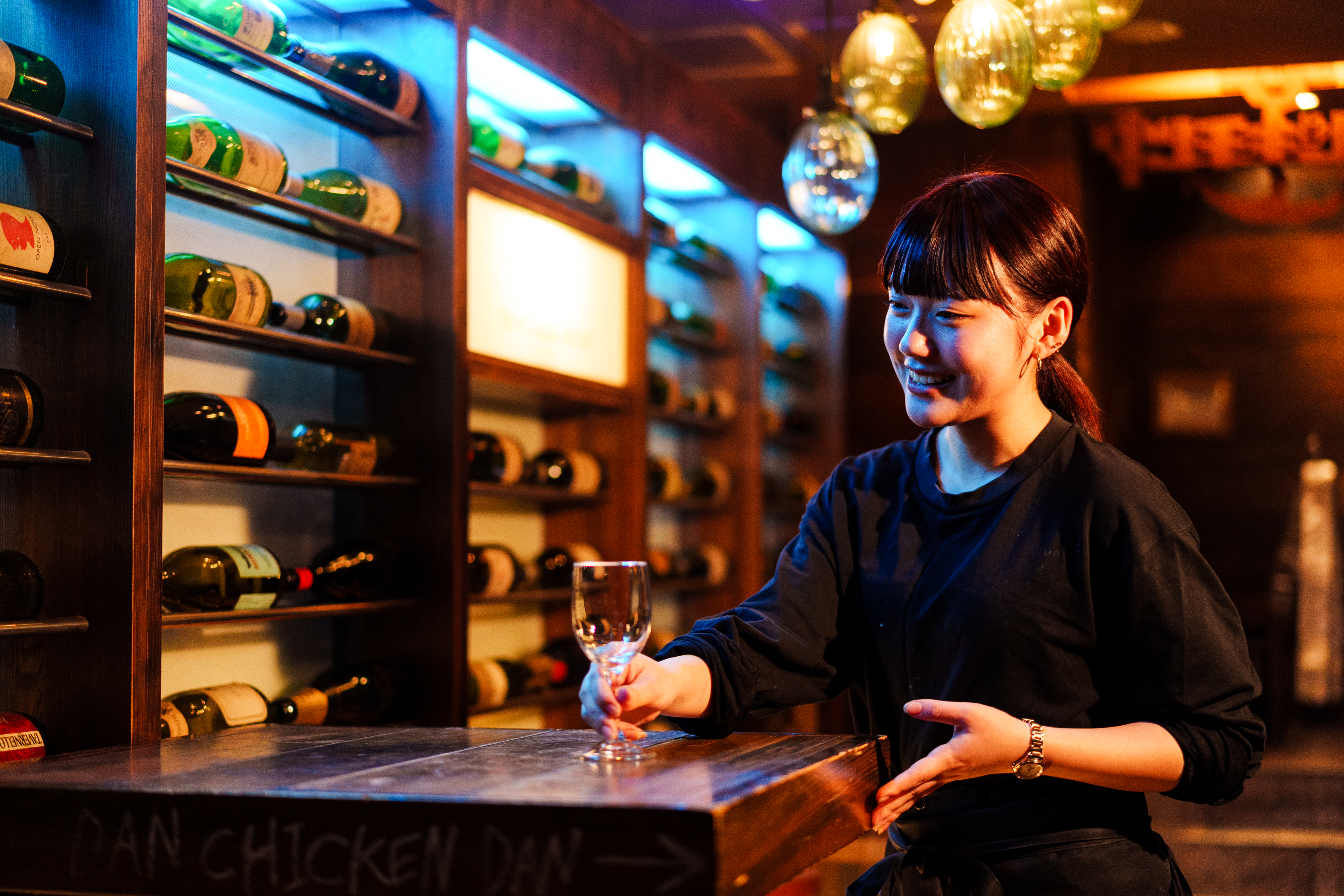 完全週休2日制を導入。店長も含め、しっかり休める環境を整え、年間休日110日を実現しています。