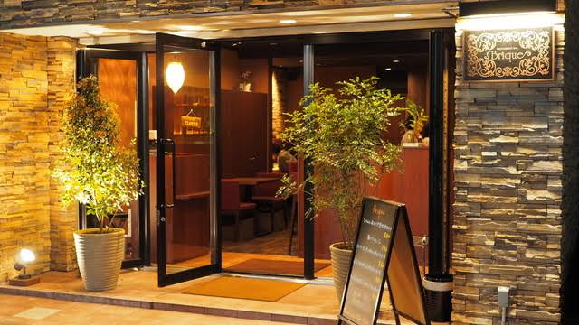 『RESTAURANT BAR Brique』にて、料理長候補を募集しています。