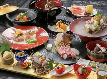 地元・信州の旬食材をふんだんに取り入れた“創作和食”をご提供しています。