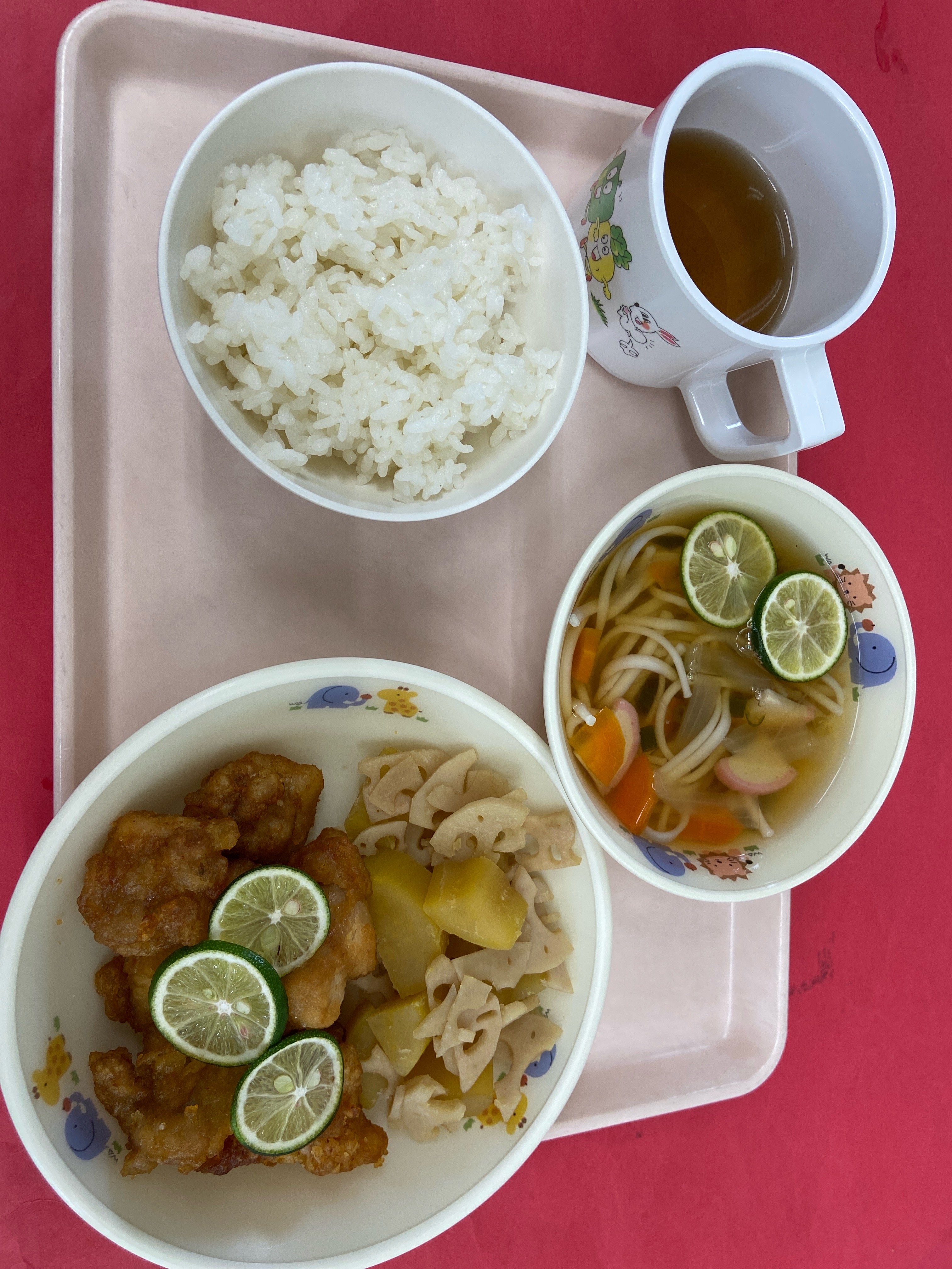 見た目も味もこだわった手作り給食で“食育”を支えます