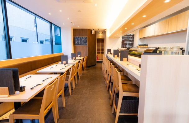 スタッフのアイデアを活かした自由な店舗運営を行っています。