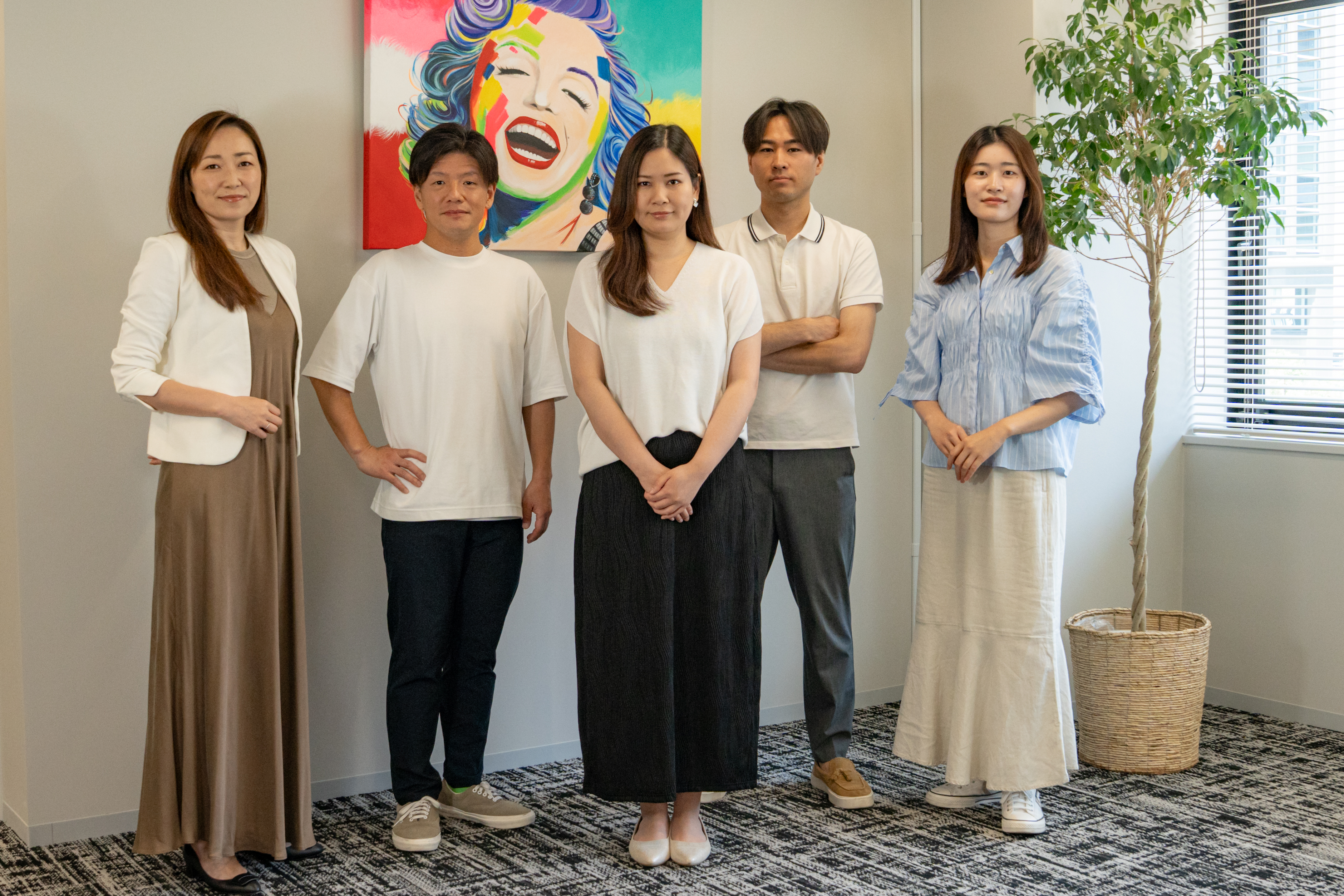 本社と連携する機会も多く、店長業務に加えて、商品企画や経営の視点も同時に身につけられる環境です。