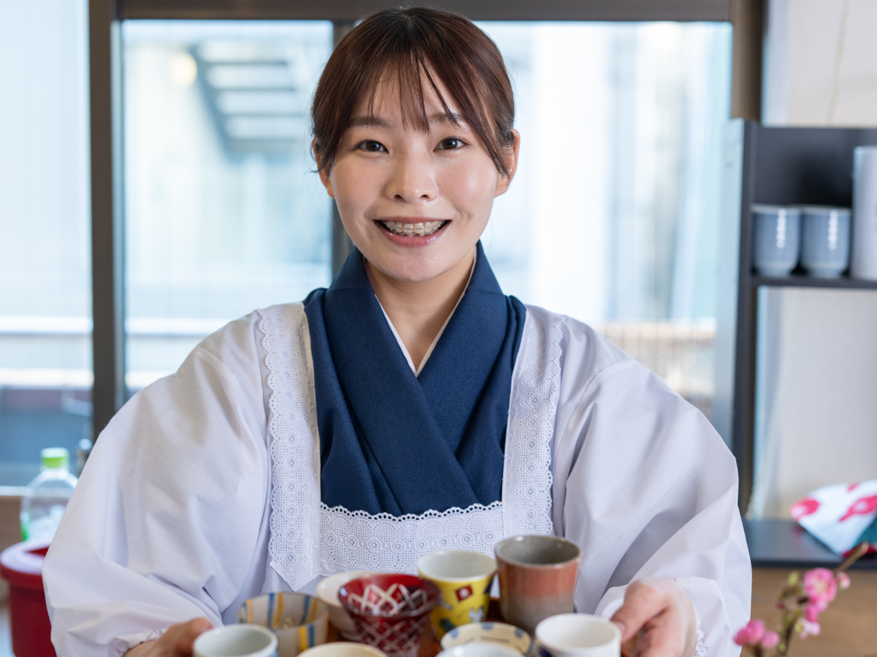 渋谷駅から徒歩すぐ。会員制6席だけの落ち着いた隠れ家で、穏やかな時間が流れます。