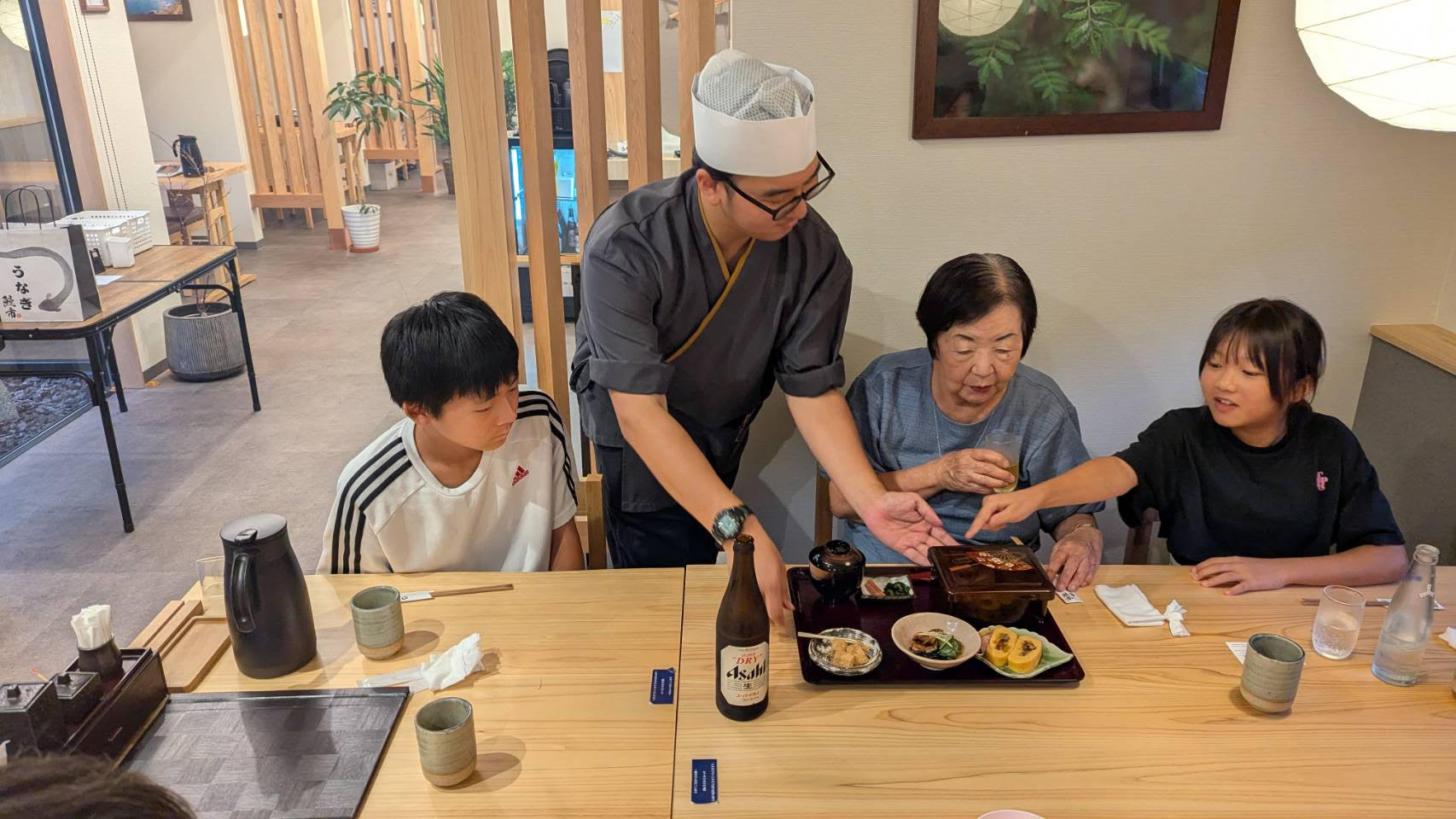 オープニングメンバーと一緒に、お客様に愛されるお店をイチからつくりませんか？（写真は既存店）