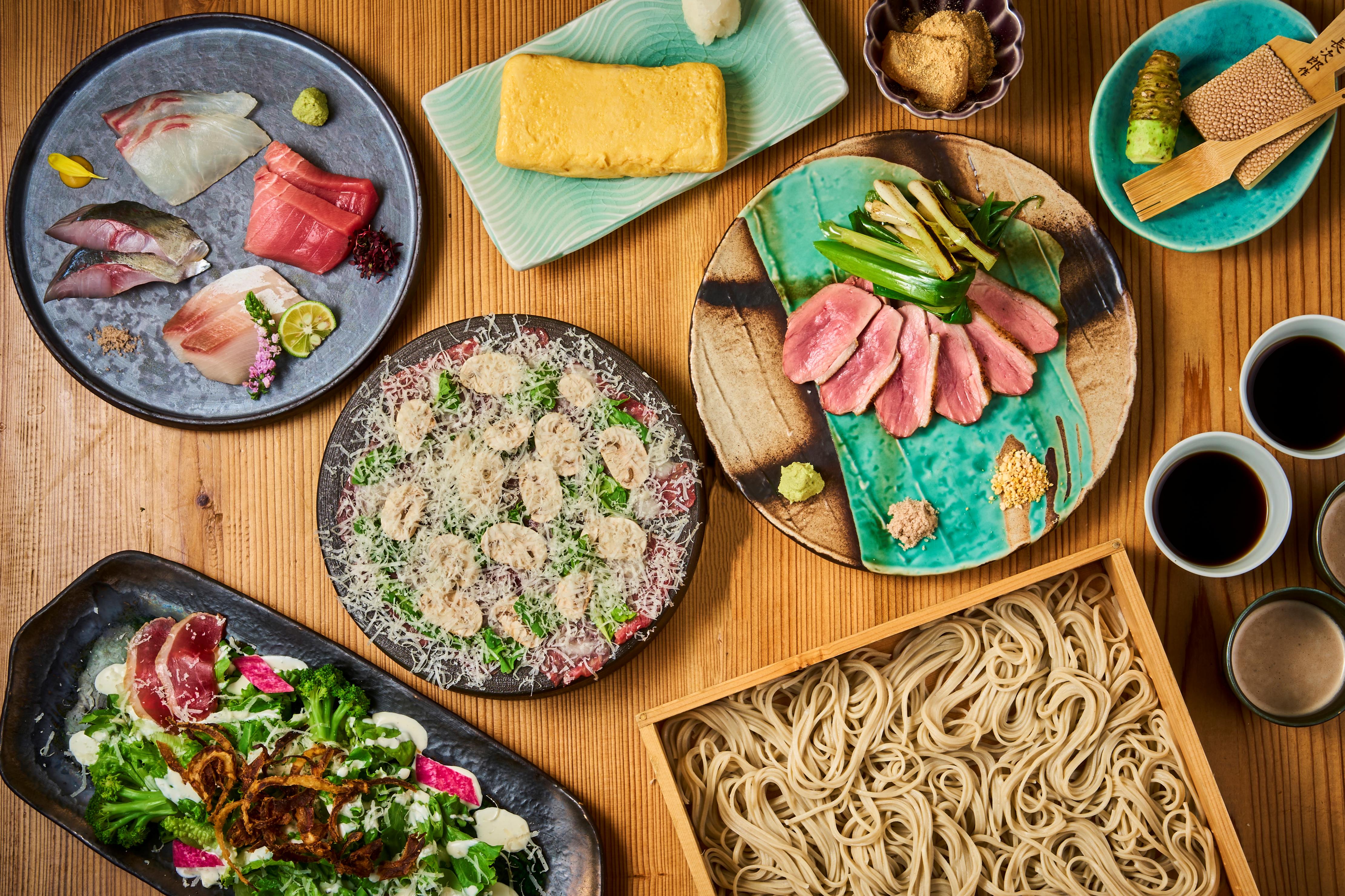 伝統技術を磨きながら、同時に新しい創作料理にも挑戦したい――そんな意欲を持ったあなたのエントリーをお待ちしています。