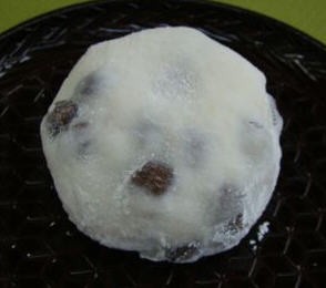 日本茶から洋菓子ブランドまで、時代に合わせた「食のものづくり」を続けています。