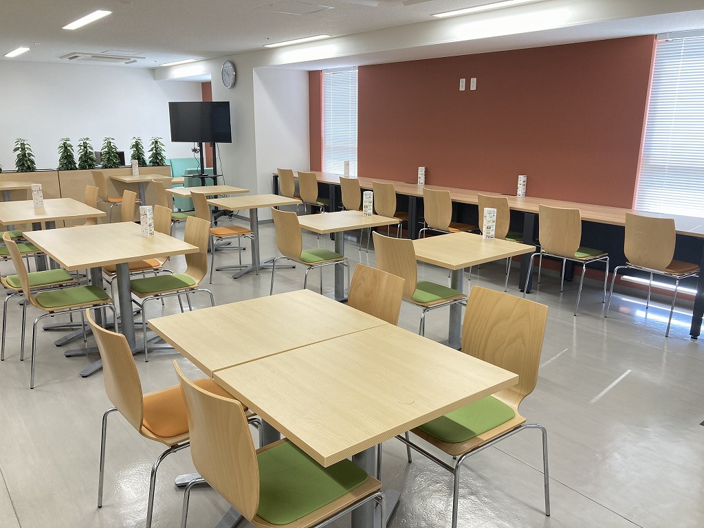 社員食堂・各種研修・福利厚生など、働きやすさも万全