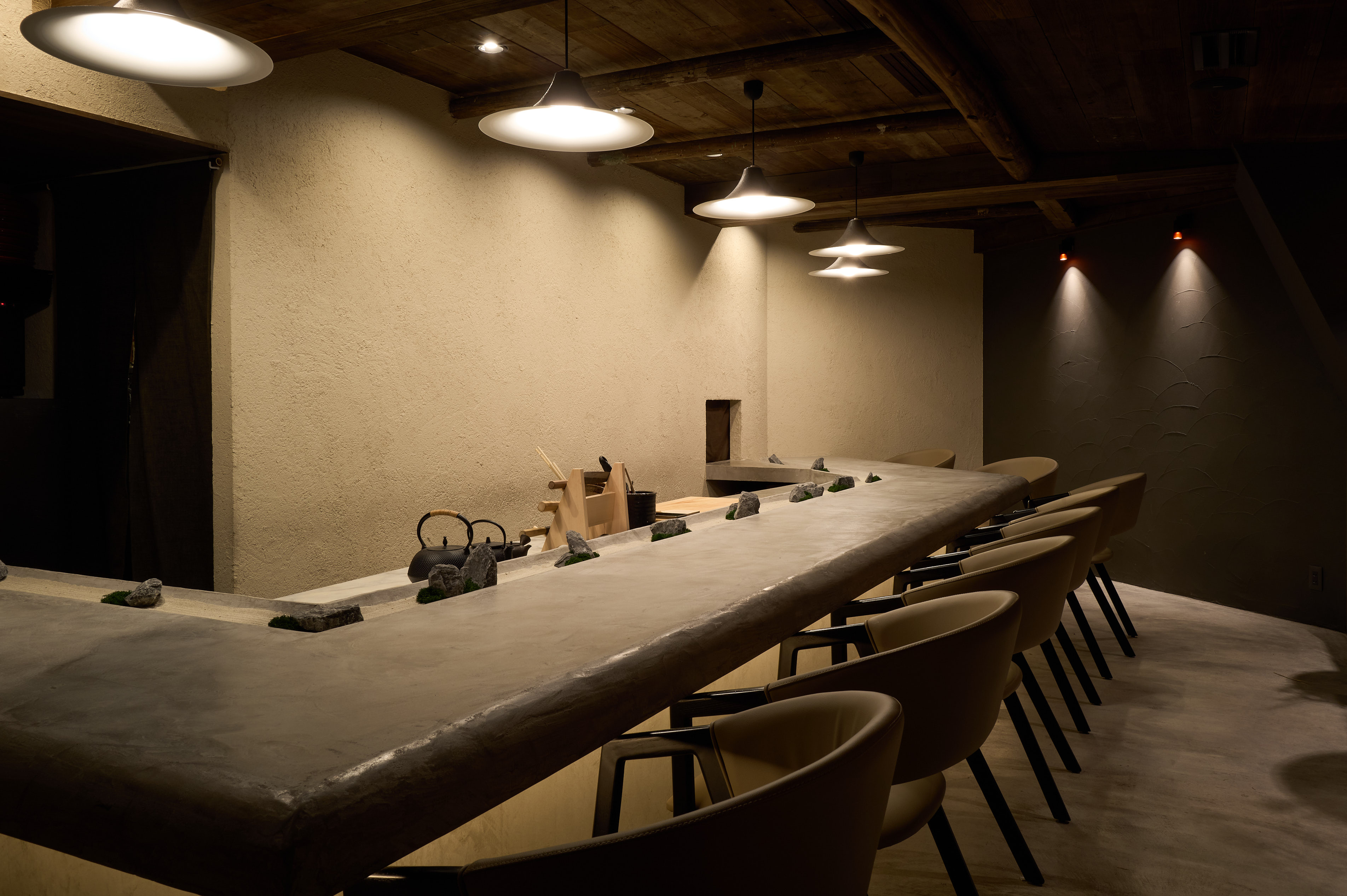 SNS総フォロワー数100万人超。『BreakingDown』でも話題の料理人が紡ぐ和食の“再構築”