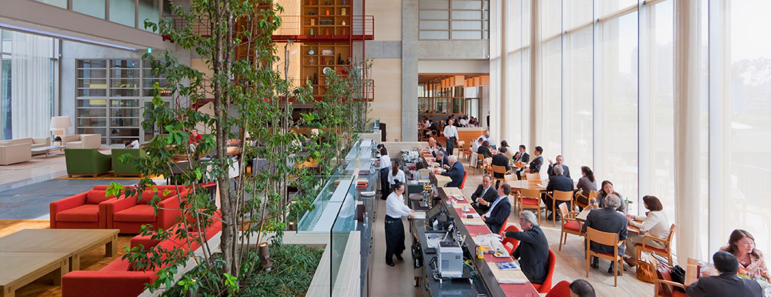 チームと共に、一皿に“おもてなし”の心を込めて。