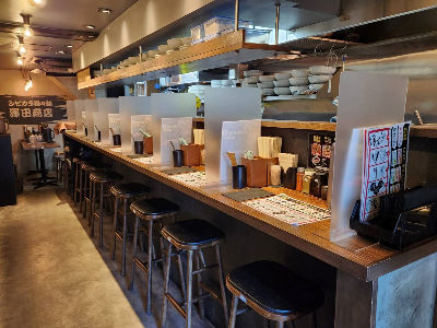 梅田・北新地エリア/駅チカで通勤便利な担々麺専門店
