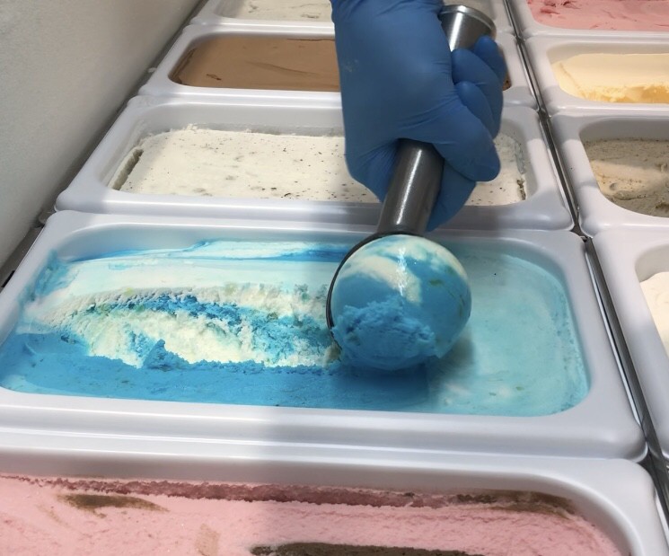 未経験スタートの社員も半年で店舗責任者になれるかも・・・!