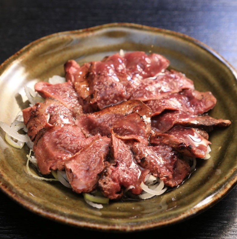 スタッフは店主含めて和やか◎すぐに馴染める雰囲気です。