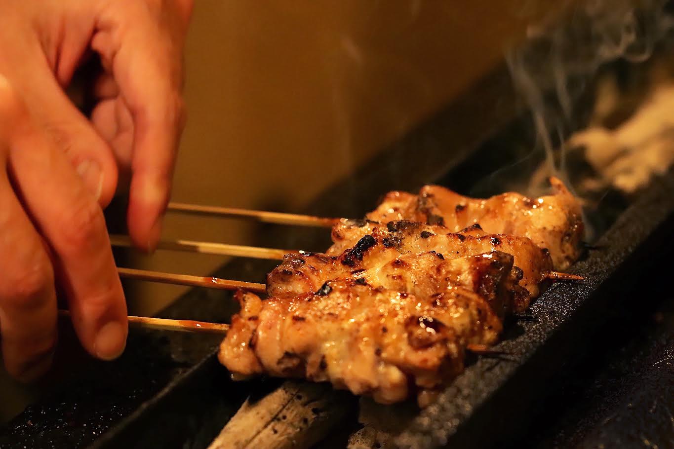 常連さんとの会話も楽しみのひとつ。地域に愛されるお店です!